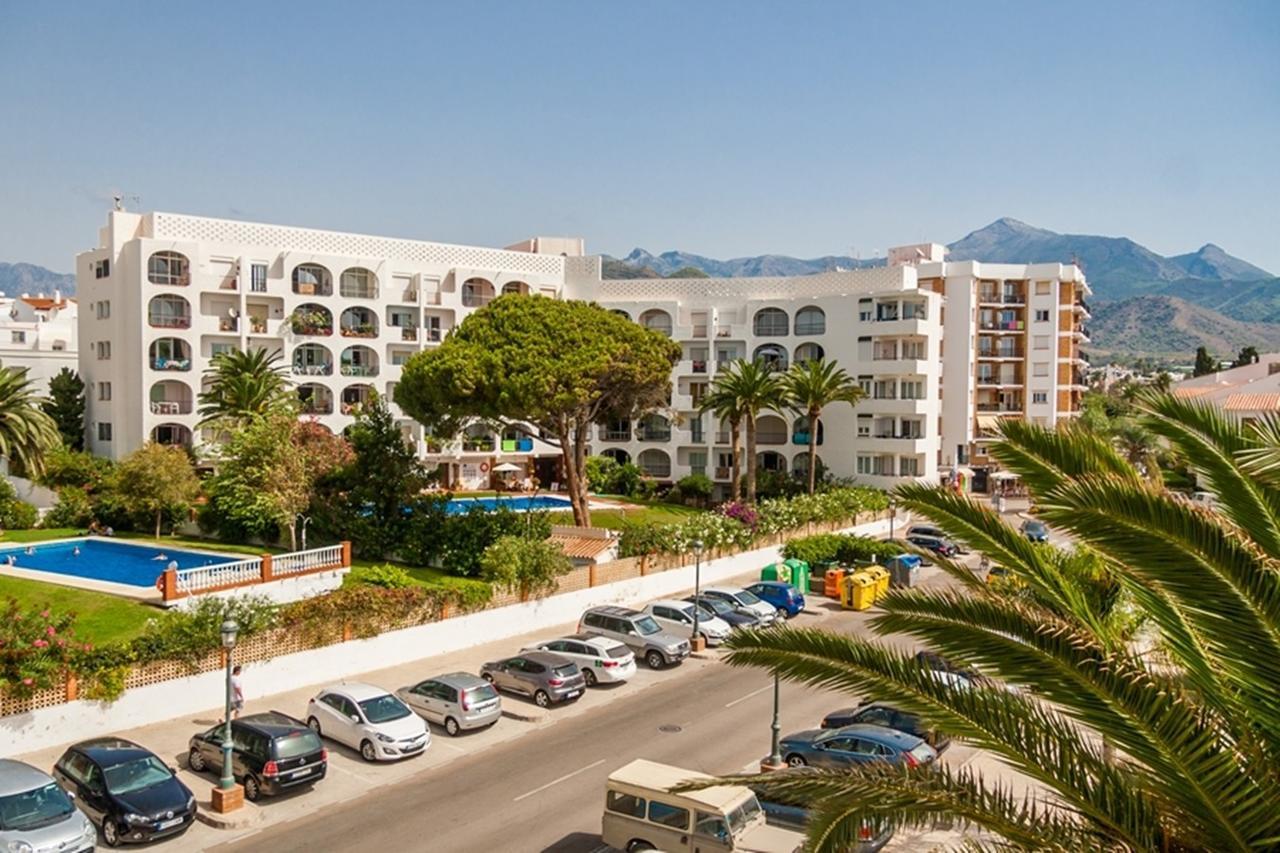 Carabeo Rocamar Nerja Apartman Kültér fotó