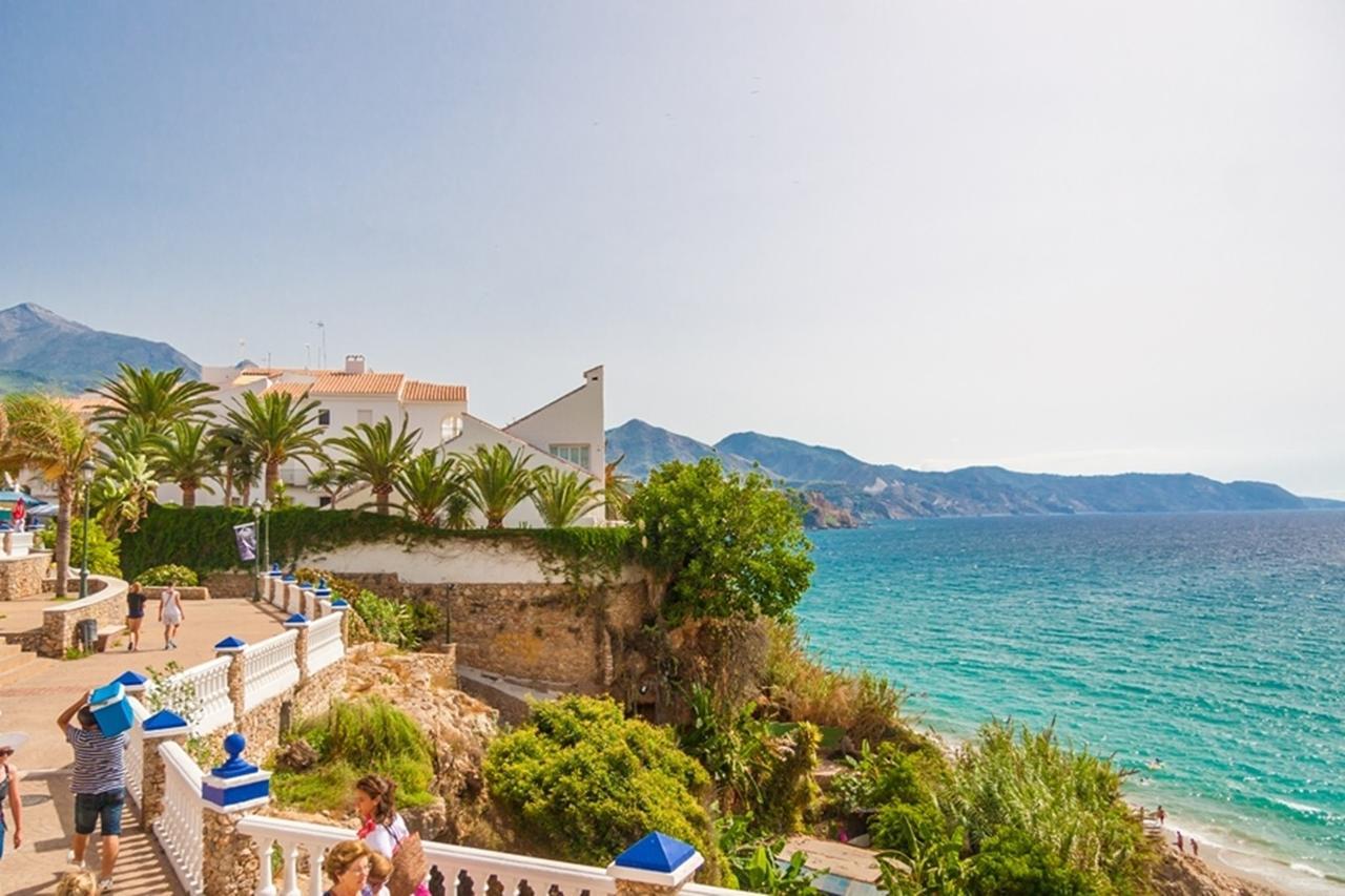 Carabeo Rocamar Nerja Apartman Kültér fotó